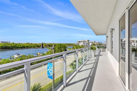 350 Desoto Street Hollywood FL 33019