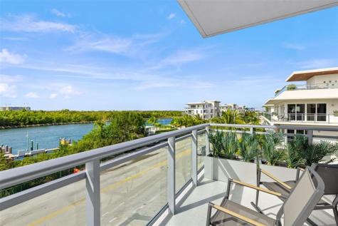 350 Desoto Street Hollywood FL 33019