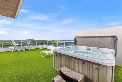 350 Desoto Street Hollywood FL 33019
