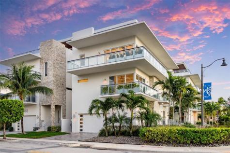 350 Desoto Street Hollywood FL 33019