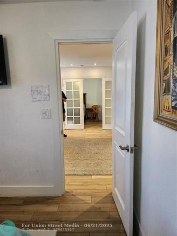 4610 NE 3rd Avenue Fort Lauderdale FL 33334