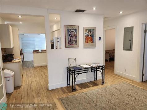4610 NE 3rd Avenue Fort Lauderdale FL 33334