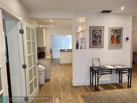 4610 NE 3rd Avenue Fort Lauderdale FL 33334