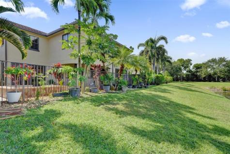 4115 Artesa Drive Boynton Beach FL 33436