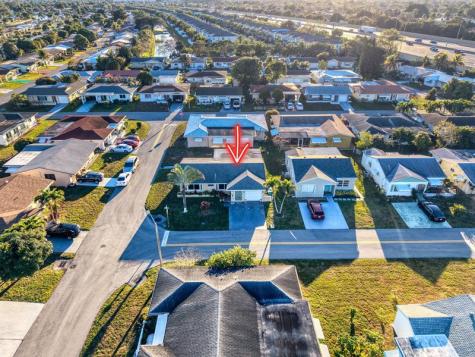 4806 NW 49 Drive Tamarac FL 33319