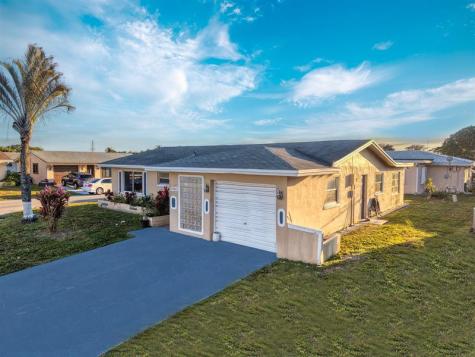 4806 NW 49 Drive Tamarac FL 33319