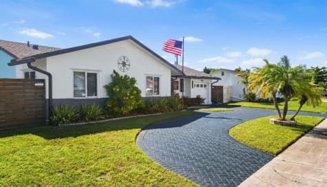 8610 NW 46th Street Lauderhill FL 33351