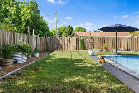 8610 NW 46th Street Lauderhill FL 33351