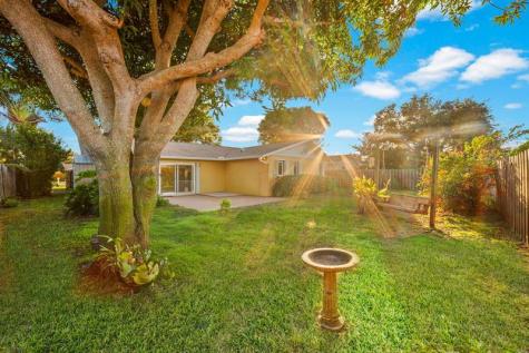 13653 Serena Drive Largo FL 33774
