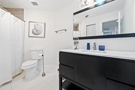 8340 NW 167th Terrace Miami Lakes FL 33016