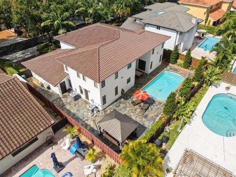 8340 NW 167th Terrace Miami Lakes FL 33016