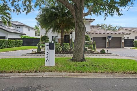 8340 NW 167th Terrace Miami Lakes FL 33016