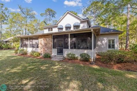 96197 Brady Point Road Fernandina Beach FL 32034
