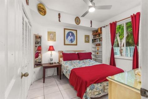 3264 NW 22nd Avenue Oakland Park FL 33309