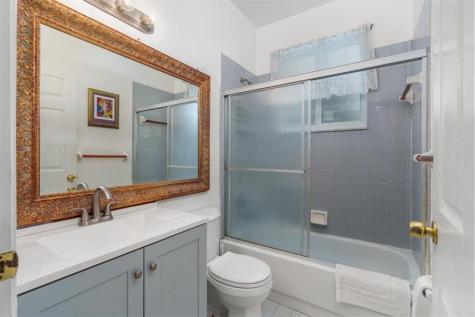 3264 NW 22nd Avenue Oakland Park FL 33309