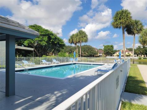 3264 NW 22nd Avenue Oakland Park FL 33309