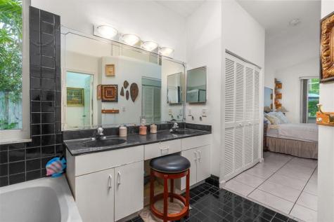 3264 NW 22nd Avenue Oakland Park FL 33309