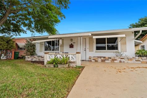 4514 NW 49th Drive Tamarac FL 33319