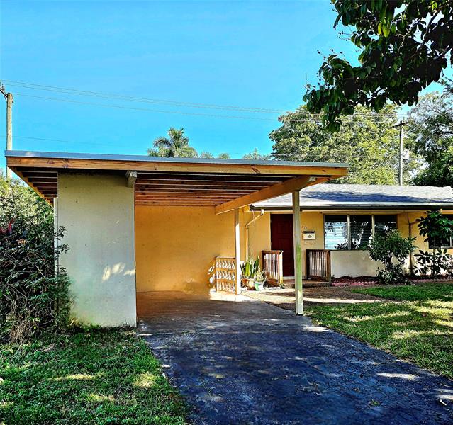 370 NW 65th Avenue Plantation FL 33317