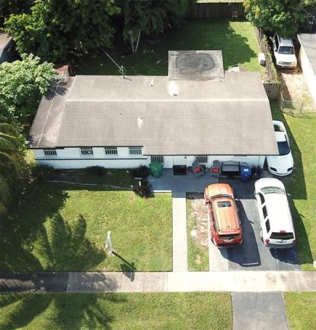 4810 NW 11th Place Lauderhill FL 33313