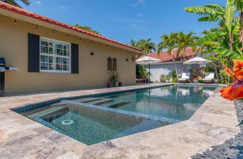 1227 Seagrape Circle Weston FL 33326