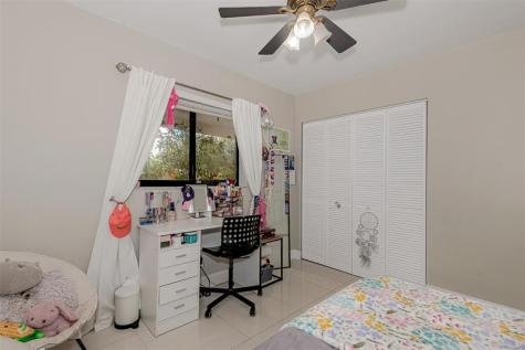 7509 NW 40th Place Coral Springs FL 33065