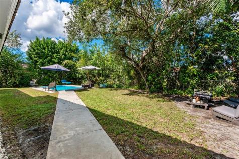 7509 NW 40th Place Coral Springs FL 33065