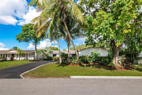 7509 NW 40th Place Coral Springs FL 33065