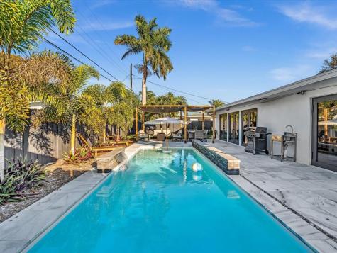 2105 NE 62nd Street Fort Lauderdale FL 33308