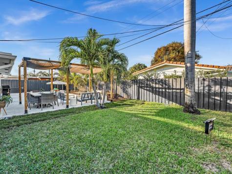 2105 NE 62nd Street Fort Lauderdale FL 33308