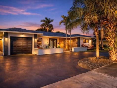 2105 NE 62nd Street Fort Lauderdale FL 33308
