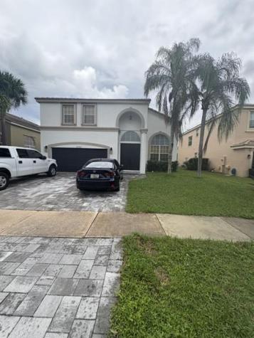 2761 Misty Oaks Circle Royal Palm Beach FL 33411