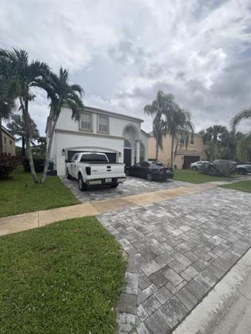 2761 Misty Oaks Circle Royal Palm Beach FL 33411