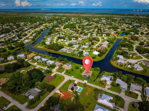 1857 SE Bowie Street Port St Lucie FL 34952