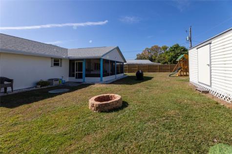 2719 SE Helms Avenue Port St Lucie FL 34952