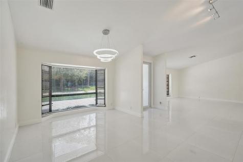 7475 Estrella Circle Boca Raton FL 33433