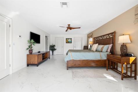 5201 NE 32 Avenue Fort Lauderdale FL 33308