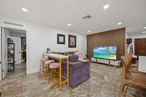 6320 Pent Place Miami Lakes FL 33014