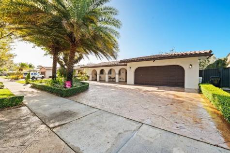 6320 Pent Place Miami Lakes FL 33014