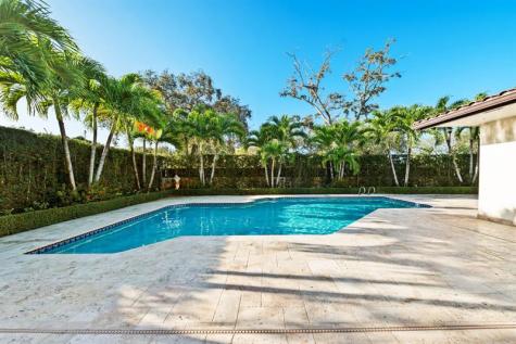 6320 Pent Place Miami Lakes FL 33014