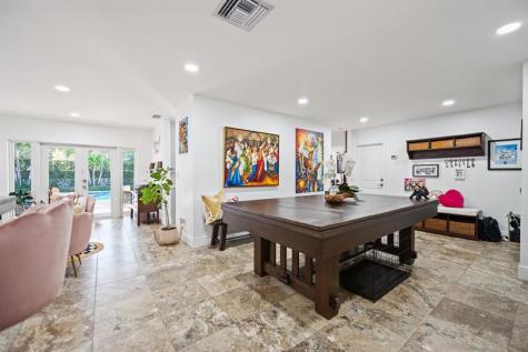 6320 Pent Place Miami Lakes FL 33014