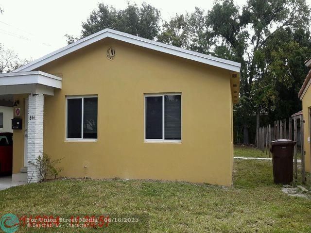 1844 SE 1st Avenue Fort Lauderdale FL 33316