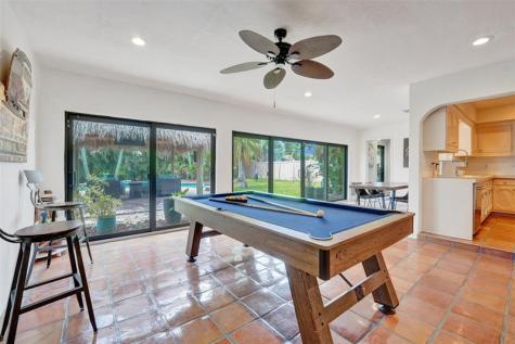 60 SE 10th Street Pompano Beach FL 33060