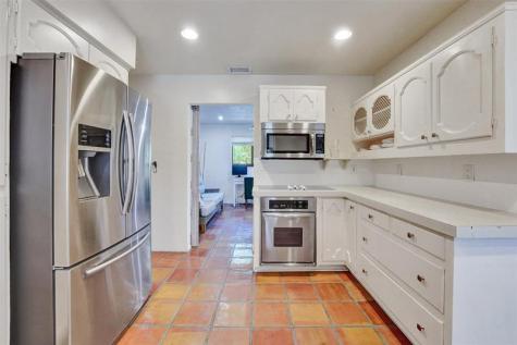 60 SE 10th Street Pompano Beach FL 33060