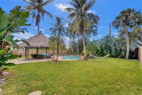 60 SE 10th Street Pompano Beach FL 33060