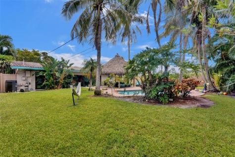 60 SE 10th Street Pompano Beach FL 33060