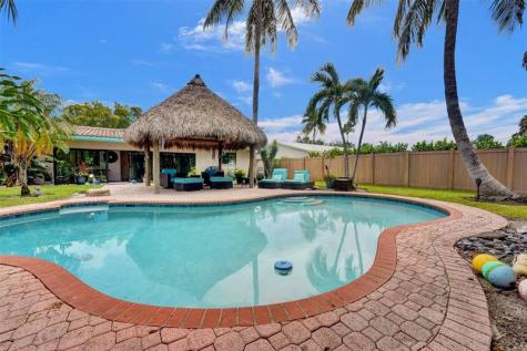 60 SE 10th Street Pompano Beach FL 33060