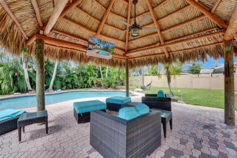 60 SE 10th Street Pompano Beach FL 33060