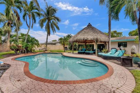 60 SE 10th Street Pompano Beach FL 33060