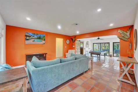 60 SE 10th Street Pompano Beach FL 33060